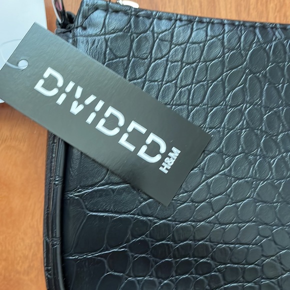 Divided H&M Bag - Picture 2 of 2